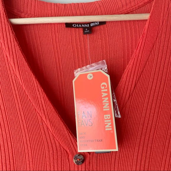 Gianni Bini Long Sleeve Button Down Ribbed Blouse - Picture 3 of 6